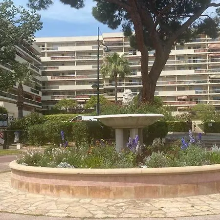 Golf Juan アパート ゴルフ・ジュアン