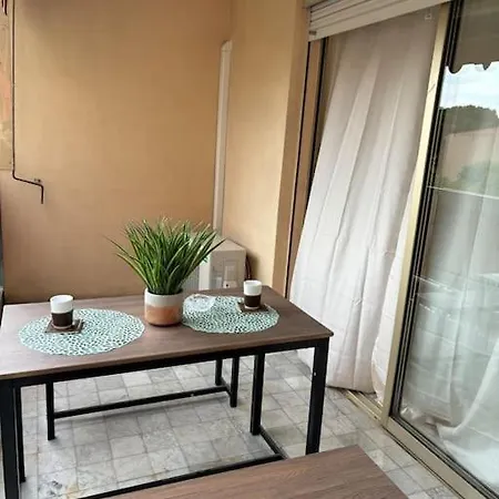 アパート Golf Juan