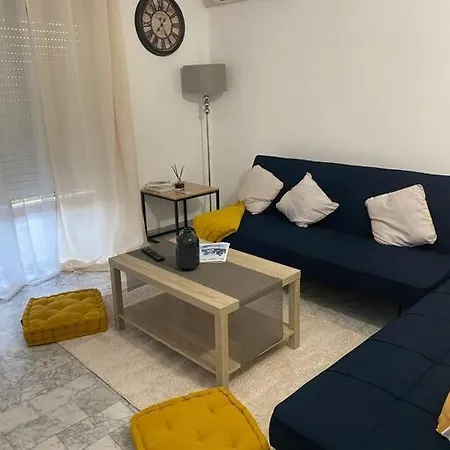 Golf Juan アパート *